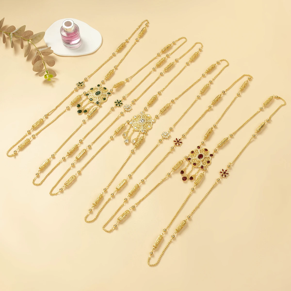 Marokańska Biżuteria Ślubna Łańcuszek na Ramię Damski Pasujący do Abaje i Sukni Wieczorowej Suknia Ślubna Ozdobny Łańcuszek na Klatkę Piersiową