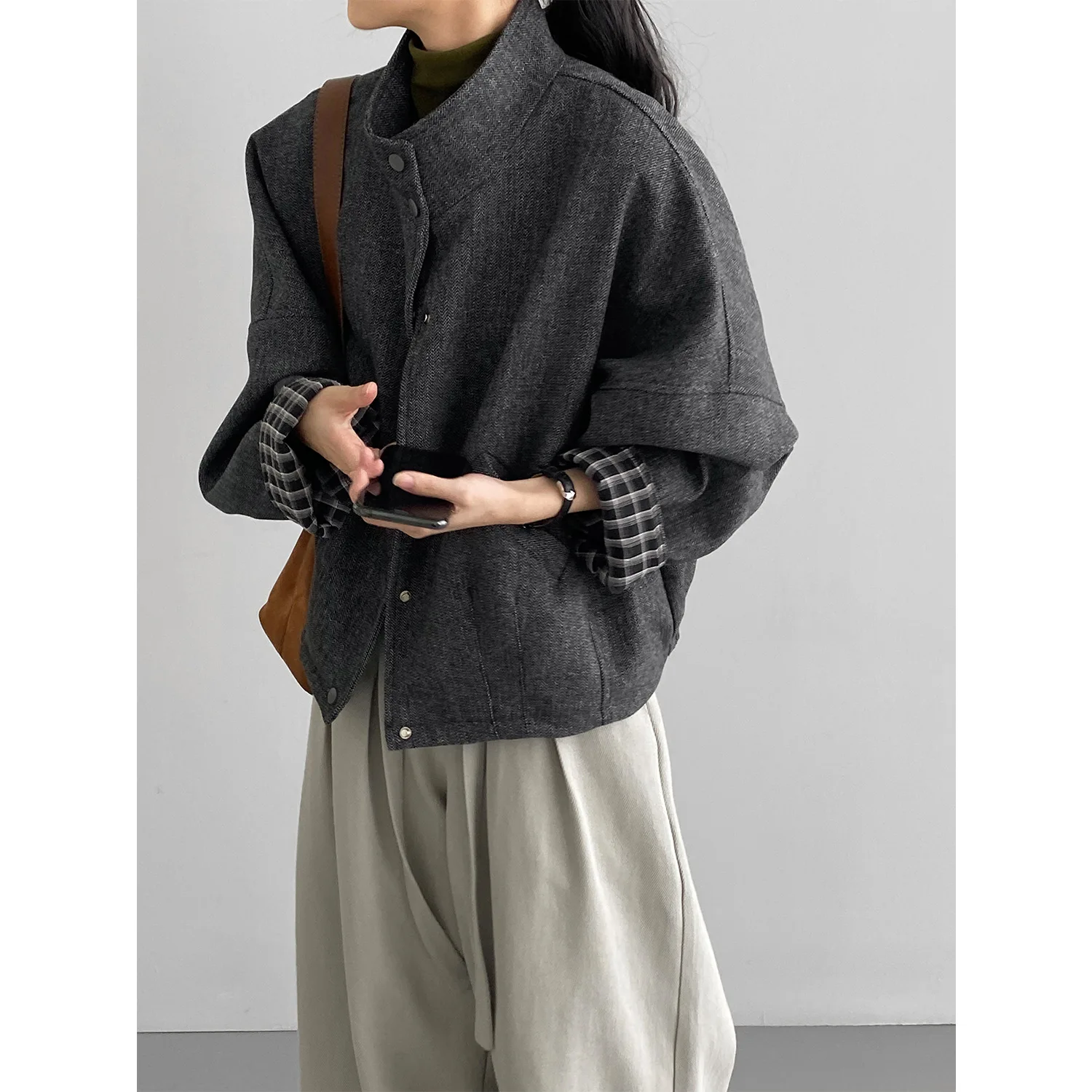 2025 Retro Wool Stand-up Tweed Jacket Women's Gray Plaid Splicing Loose Tweed Top