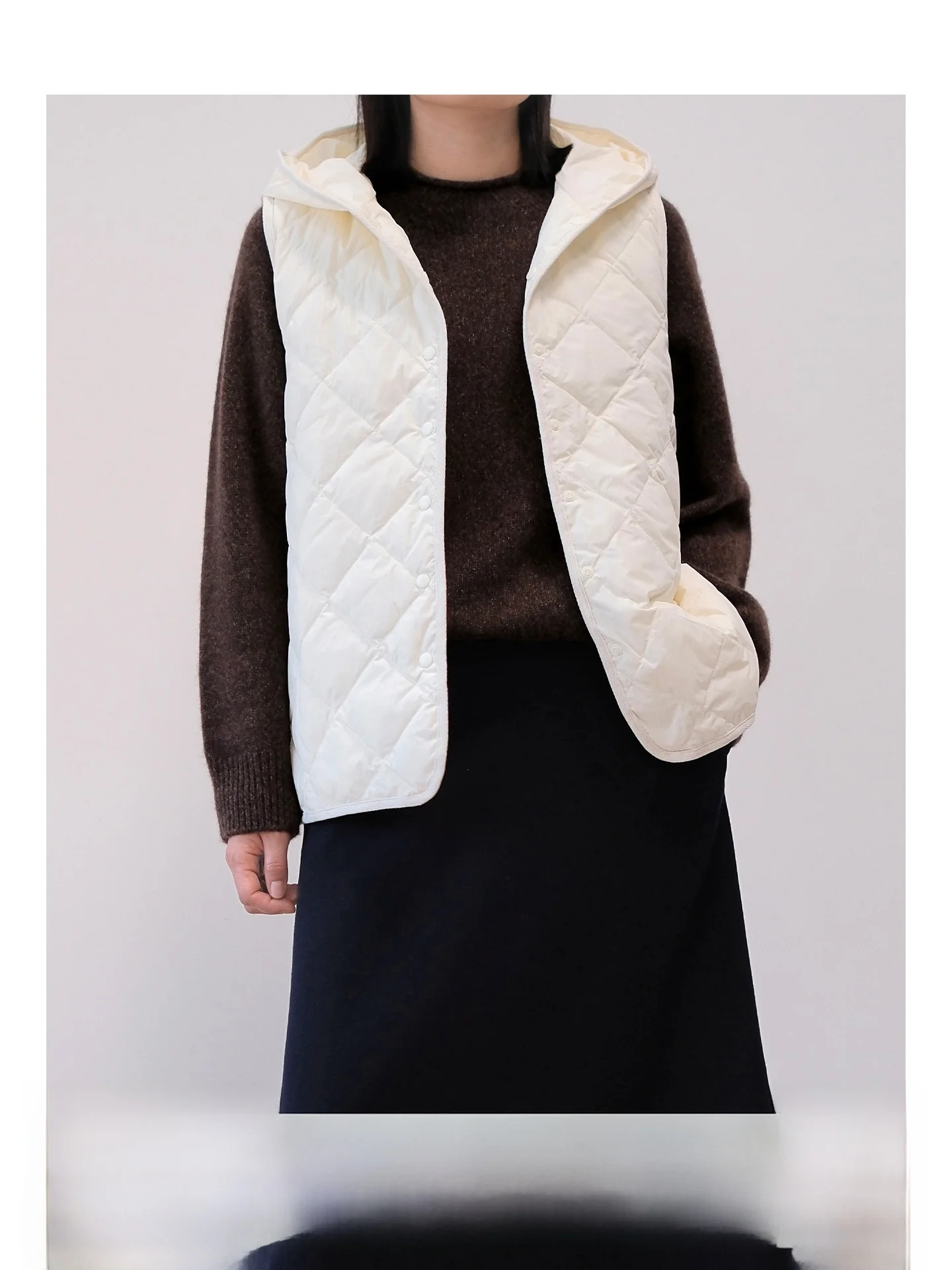 

Tee plus Nine Autumn Winter White Goose down Quilted Svel Hooded Jaet Vest Nylon Fabric Single Button Closure Pure ...