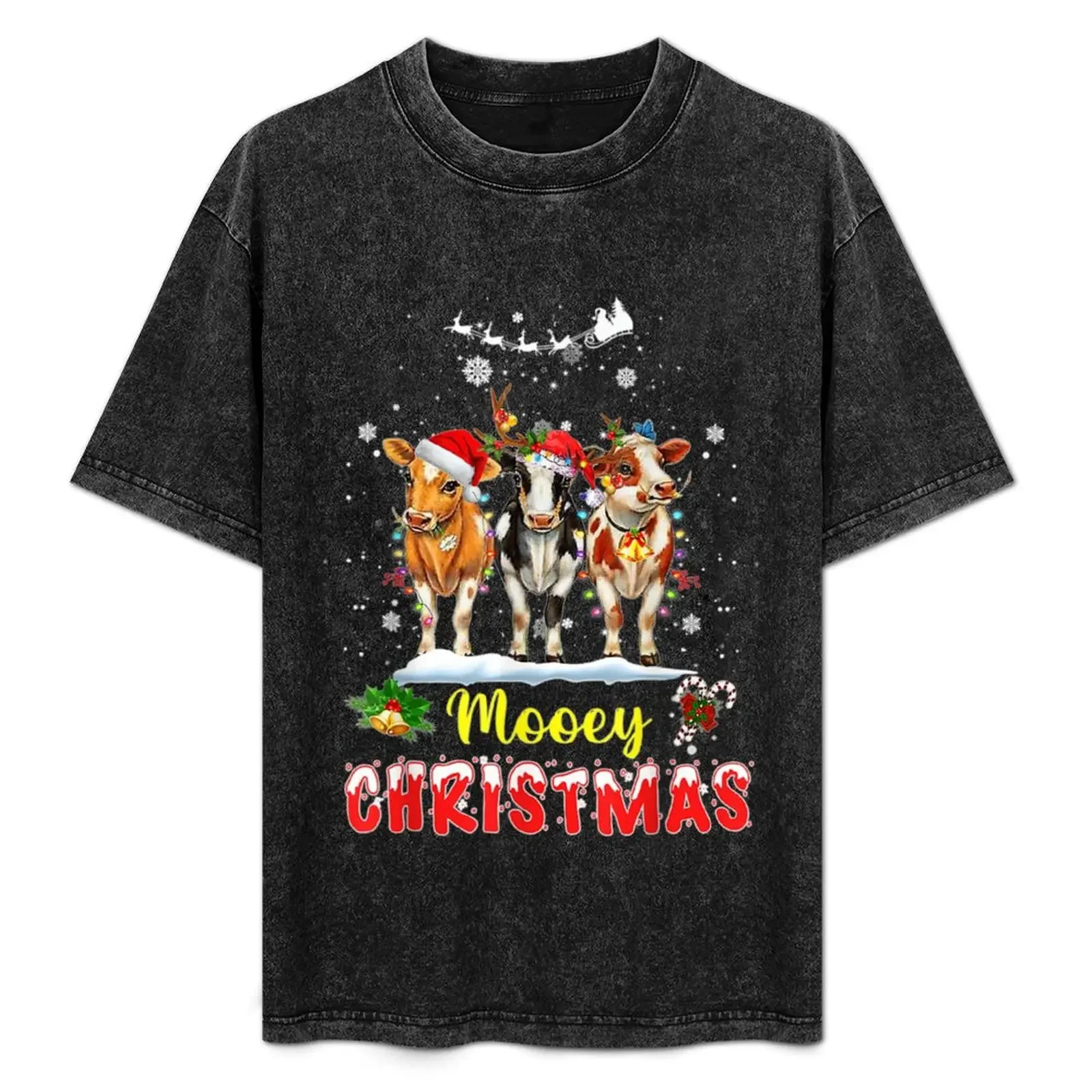 

Mooey Christmas Tshirt Highland Cow Xmas Light Santa Hat T-Shirt designer shirts t shirt men