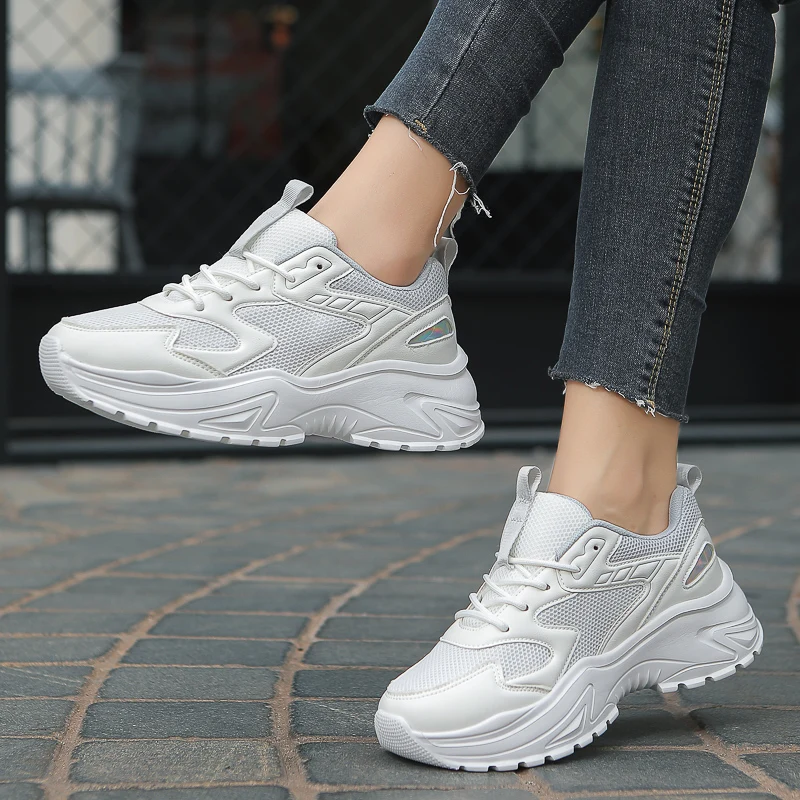 Four Seasons Large Cross Border Reflective Belt Fashion Lightweight Thick Sole Heightened Dad Shoes Women's Sneakers