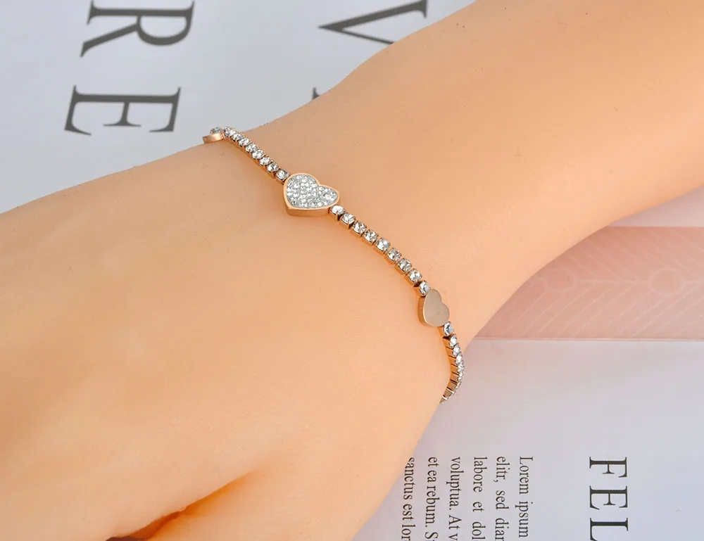 Lokaer Trendy Clay Rhinestone Heart Charm Bracelet For Women Stainless Steel CZ Crystal Link Chain Bracelet For Christmas B19134
