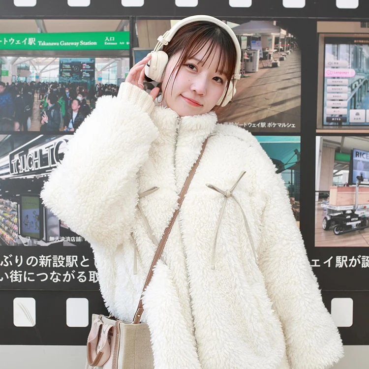 Giacca in pelliccia sintetica dolce moda stile giapponese Autunno e inverno Cappotto in peluche addensato caldo per nuove ragazze Cappotto in pelliccia da donna 2025