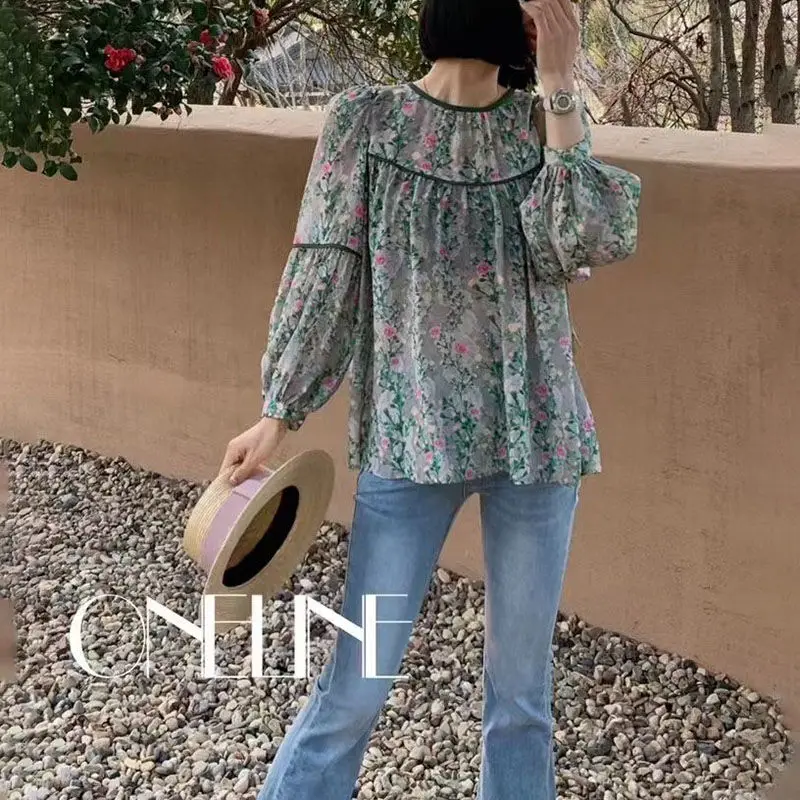 

Модный свободный топ с круглым вырезом и цветочными пышными рукавами для женщин, весенне-осенняя новая возрастная кукольная рубашка с темпераментом
