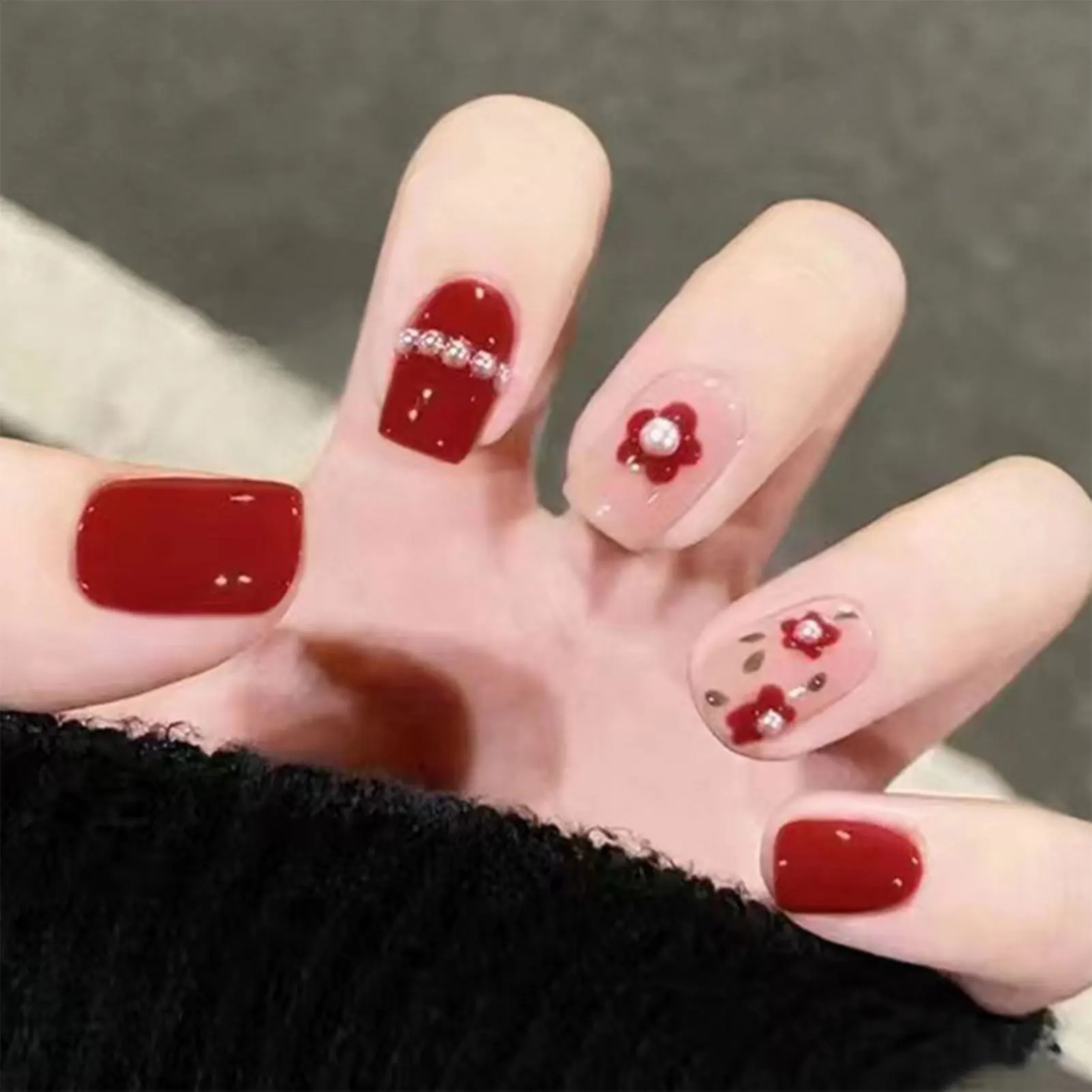 New Year Festive Atmosphere Fake Nail Glamorous and Eye-Catching Look for a Strong Atmosphere of Valentines