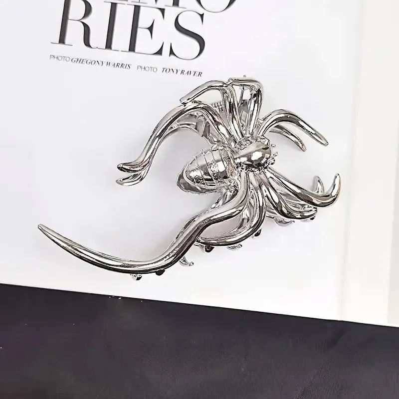 Metal Spider shaped Hair Claw Clip Glossy Claw Clip Back Brain Shark Claw Fashion Women\'s Hair Accessories