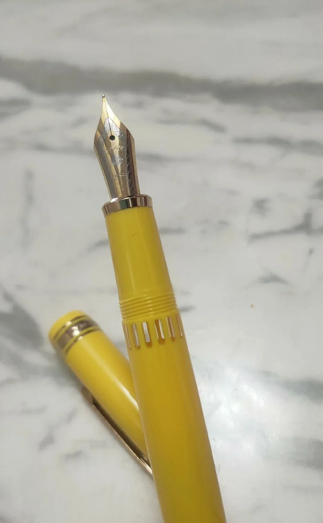 أصفر محدود! الجناح سونغ 629 موجز قلم حبر EF/F 0.5 مللي متر بنك الاستثمار القومي المكبس الراتنج الذهب كليب القلم القرطاسية هدايا الأعمال الكتابة