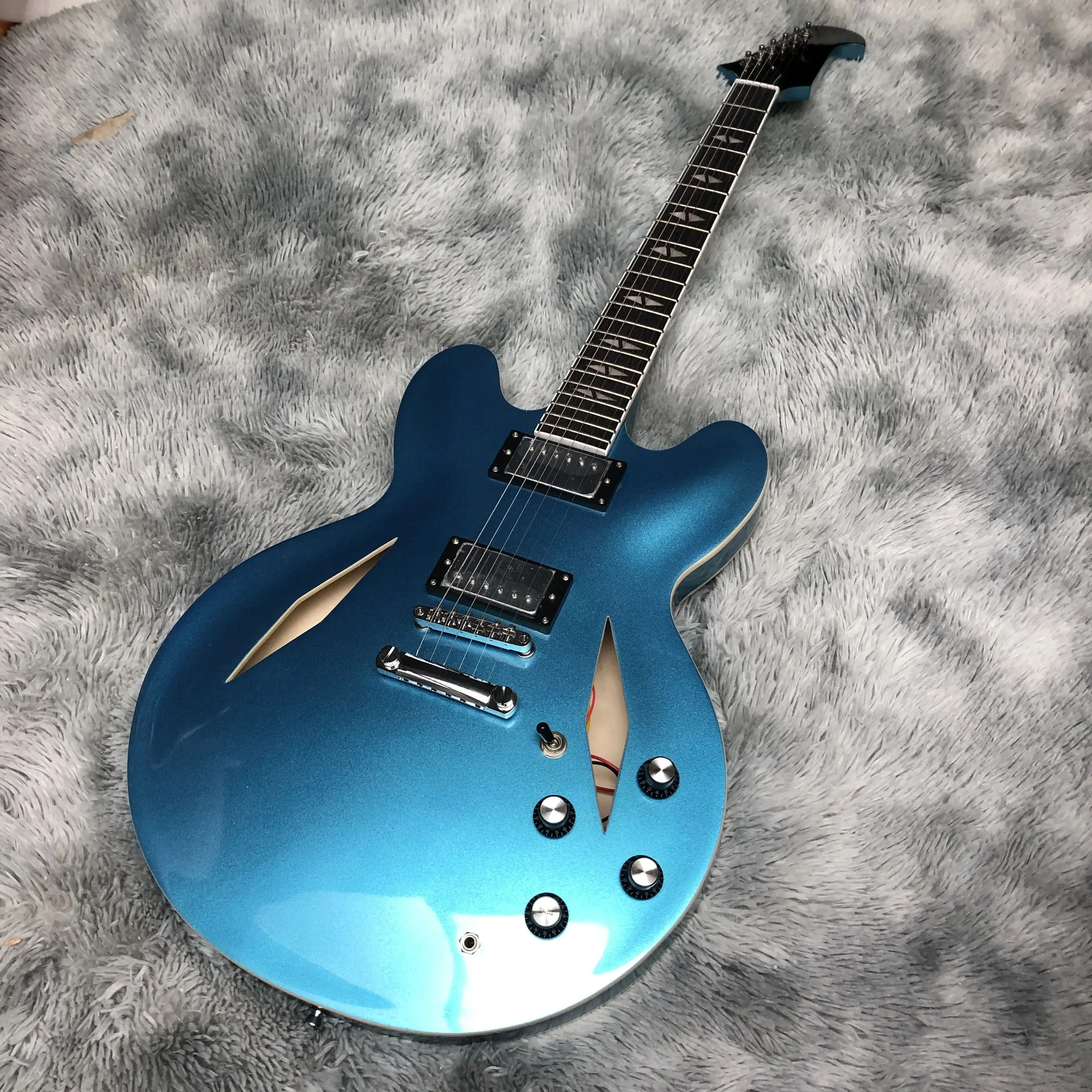 Dg 335 body semi-hollow Jazz Electric Guitar 22 frets 6 String Metallic blue