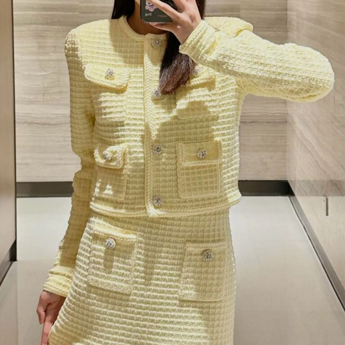 Elegant yellow two-piece suit for office ladies, long-sleeved knitted cardigan or slim-fitting pocket-embellished skirt