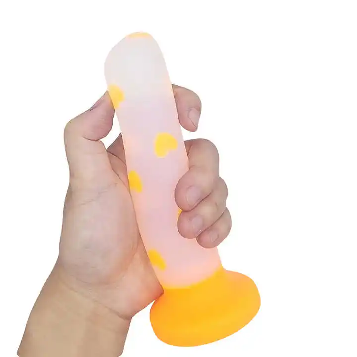 محاكاة القضيب الإناث الاستمناء سميكة دسار الدعائم الخاصة الكبار النشوة الجنسية الجنس لعب النساء المنتجات المثيرة تنبعث الضوء الشفاف