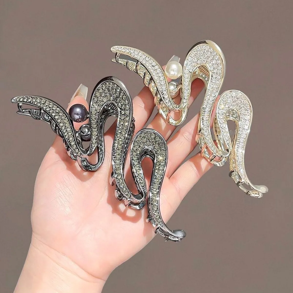 مشبك مخلب كبير من حجر الراين، إكسسوار شعر عصري، عقد آمن لظهر الرأس، تصميم فاخر للنساء