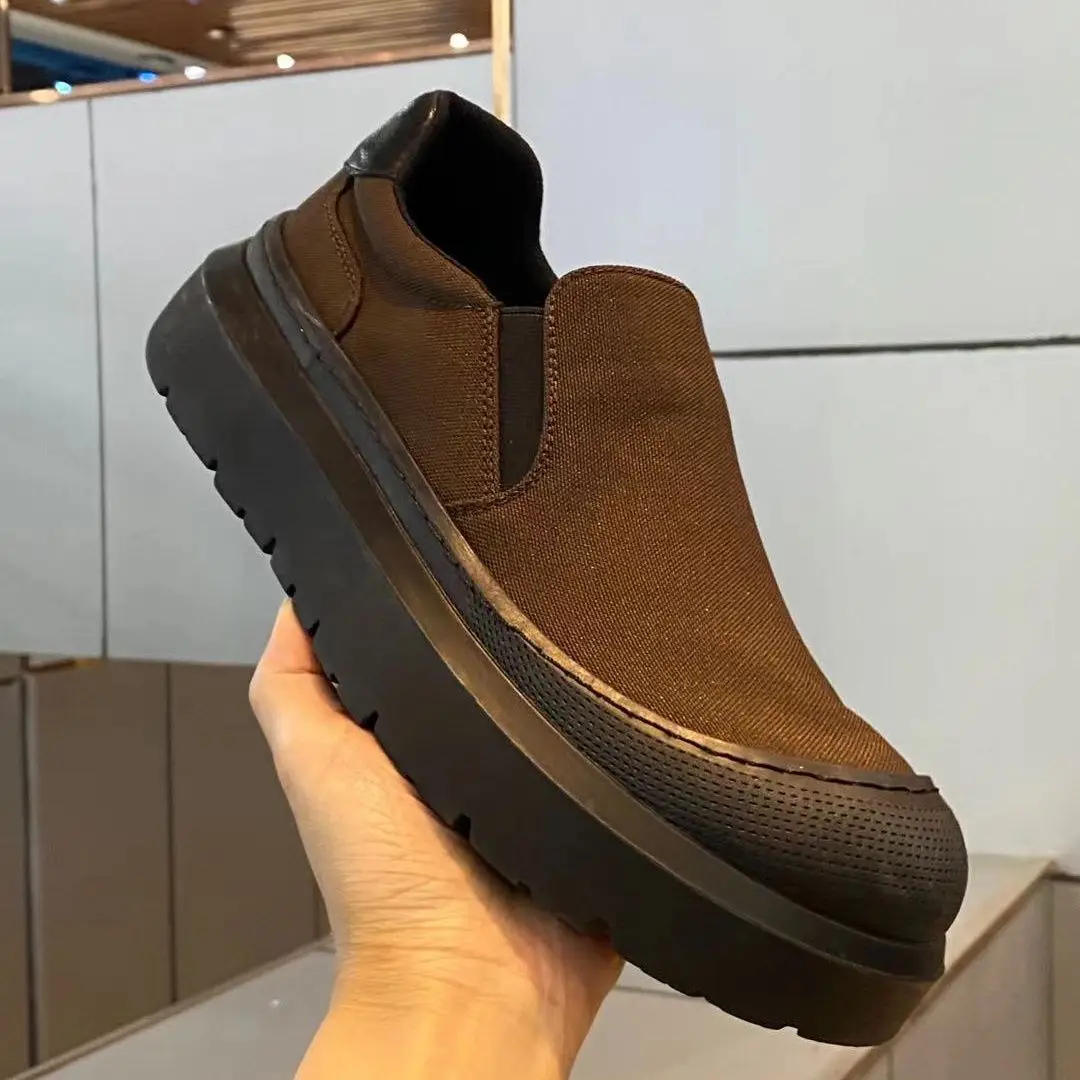 zapatos-informales-de-moda-para-hombre-nuevo-estilo-zapatos-planos-versatiles-y-relajados-calzado-de-ocio-sin-cordones-de-color-puro-para-primavera-y-verano