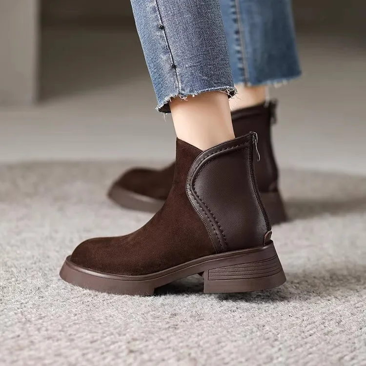 

Матовые короткие женские ботинки на толстом каблуке. Новинка 2024, кожаные женские ботинки с круглым носком на толстой подошве на осень и зиму, бархатные женские ботинки.