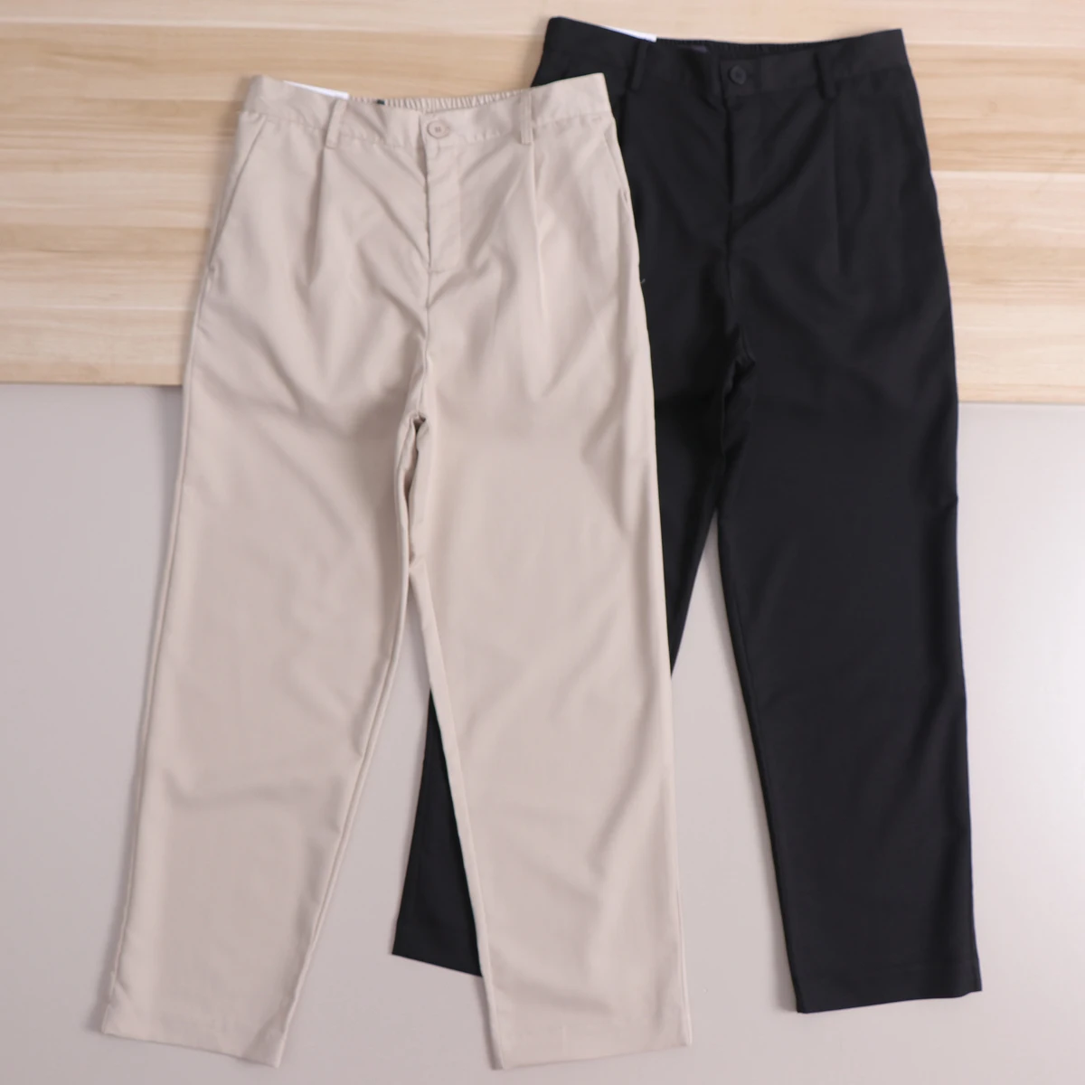 Comfortable High Density Men's Casual Pants Spring Summer Loose Fit Flat Front Zipper Closure Straight Leg Polyester Blend