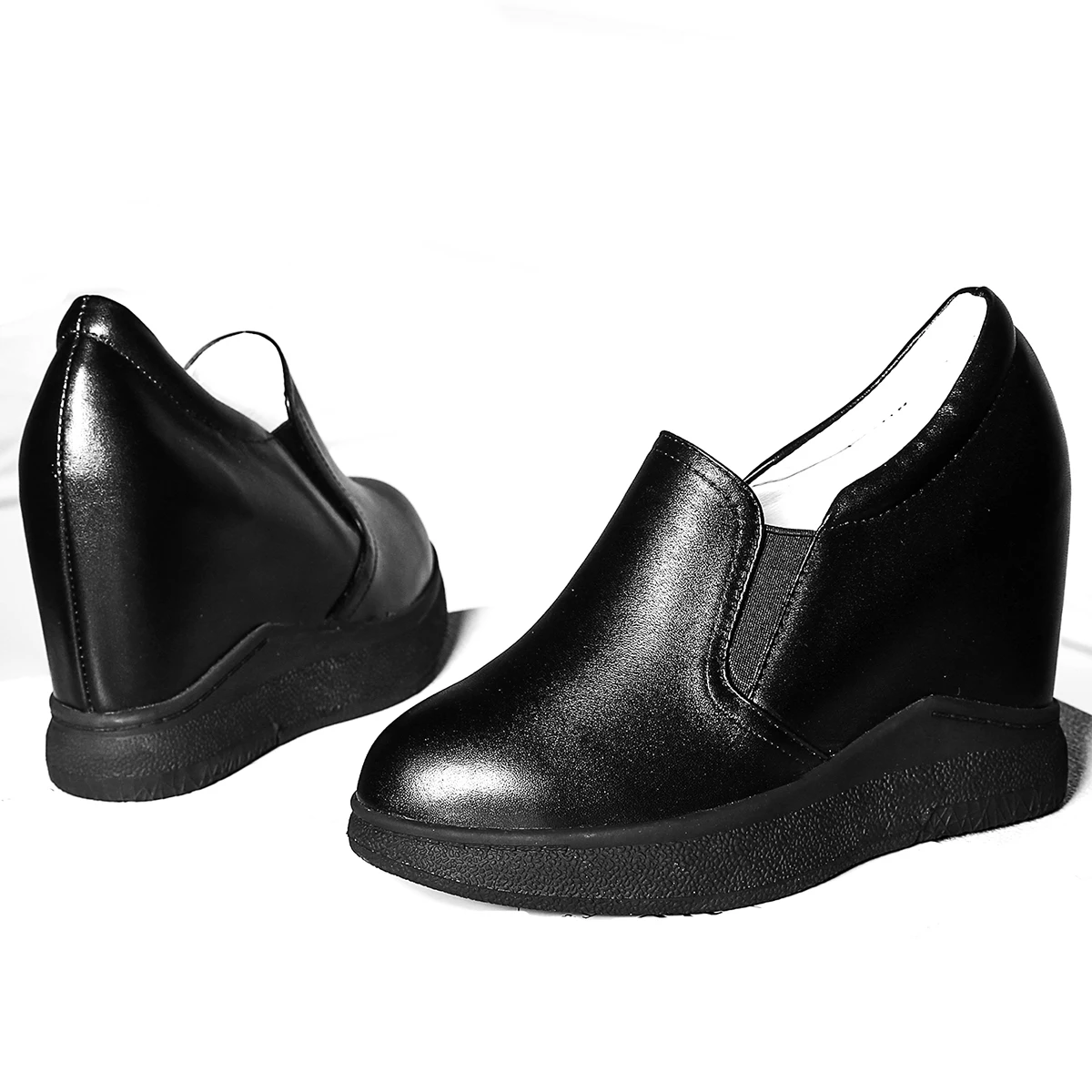 Décolleté Plus Size scarpe donna cunei in vera pelle tacco alto scarpe vulcanizzate scarpe da ginnastica moda donna punta tonda scarpe di grandi