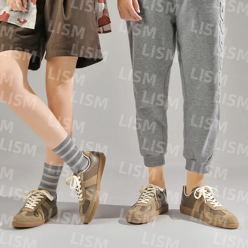 men's-and-women's-matching-stylish-sports-shoes-comfortable-breathable-anti-slip-durable-studnets-running-shoes