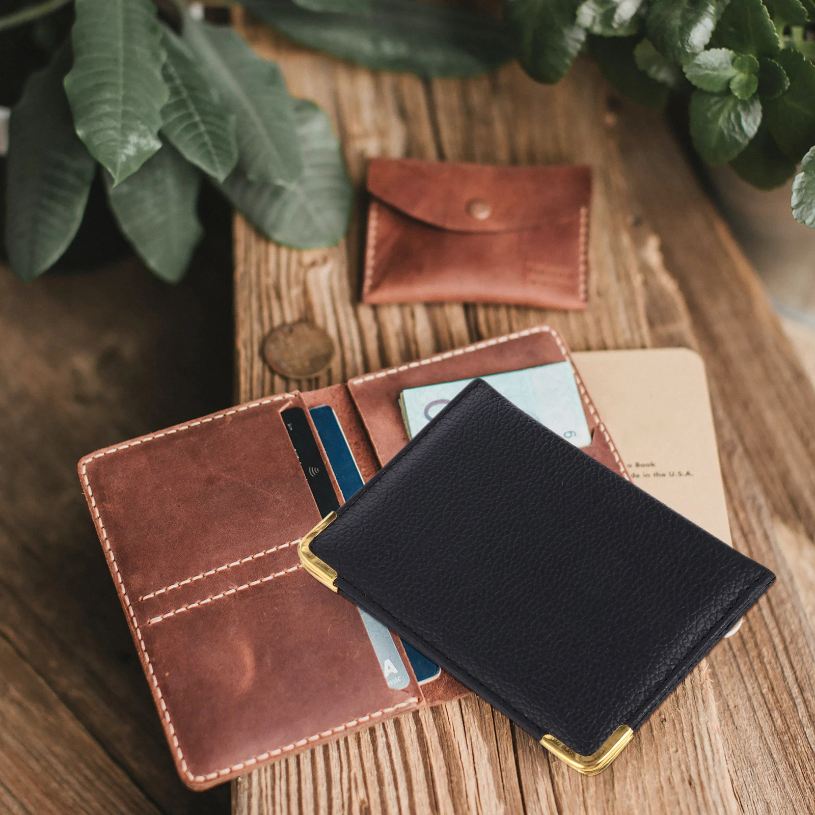

1pc Pu Cards Pack Protective Cover Scratch Resistant Multi-Grid Storage Wallet For Daily Use School Work
