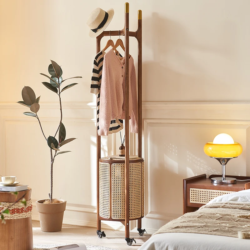 Floor-to-ceiling clothes rack Home bedroom Solid wood B&B Inn Fraxinus rattan coat rack