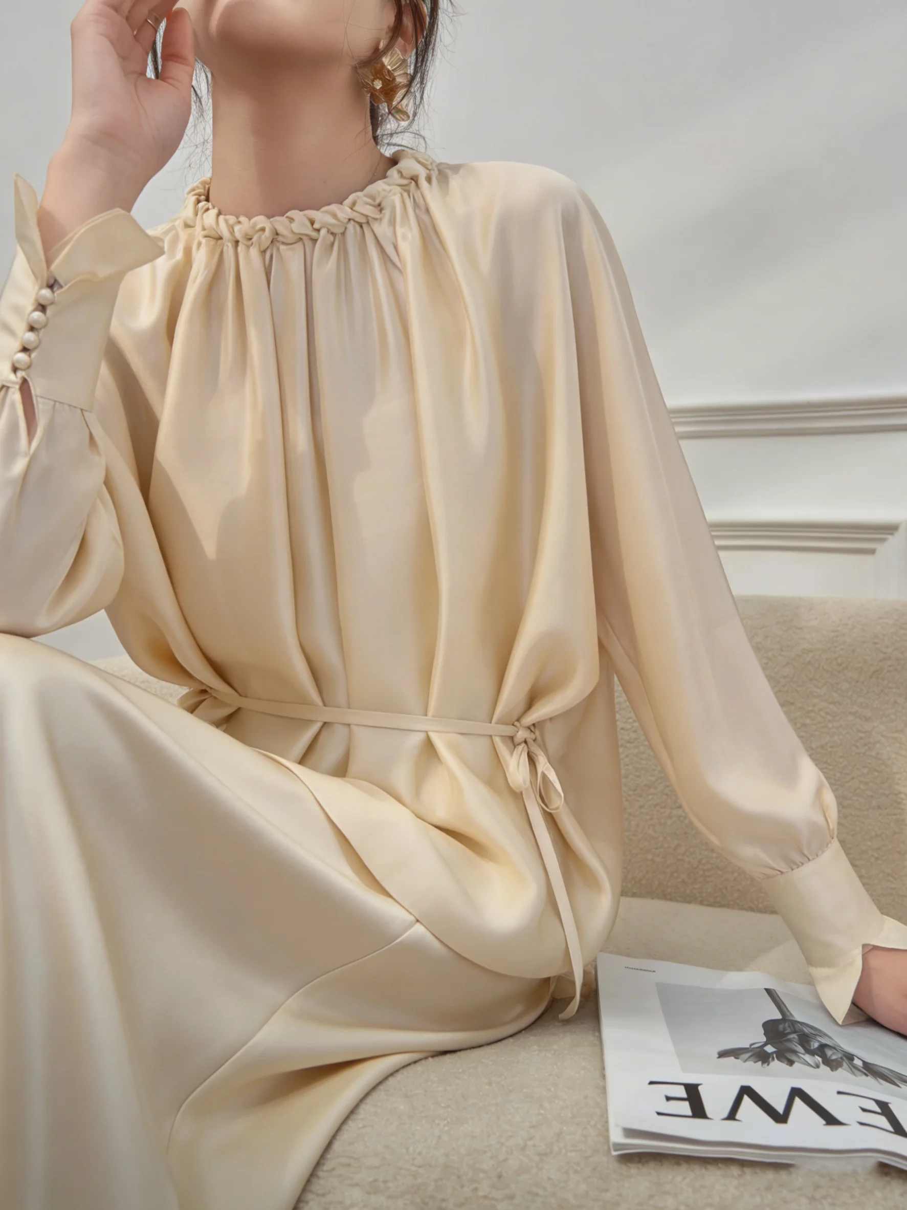 

Champagne round Neck Half Skirt Set Women's Beautiful Spring Outfit Knitted Top High Waist Skirt Casual Style