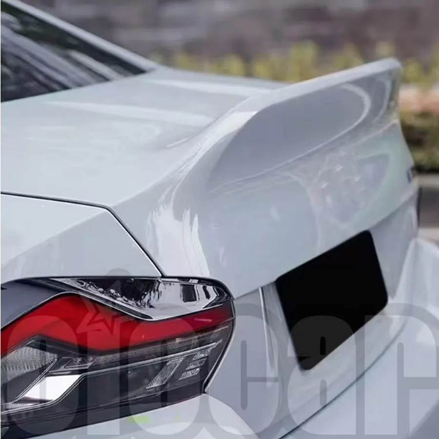 

OiOMOTORS Pre-preg CSL Style Dry Carbon Fiber Rear Trunk Lid for BMW G87 M2 and G42 2Series M240i