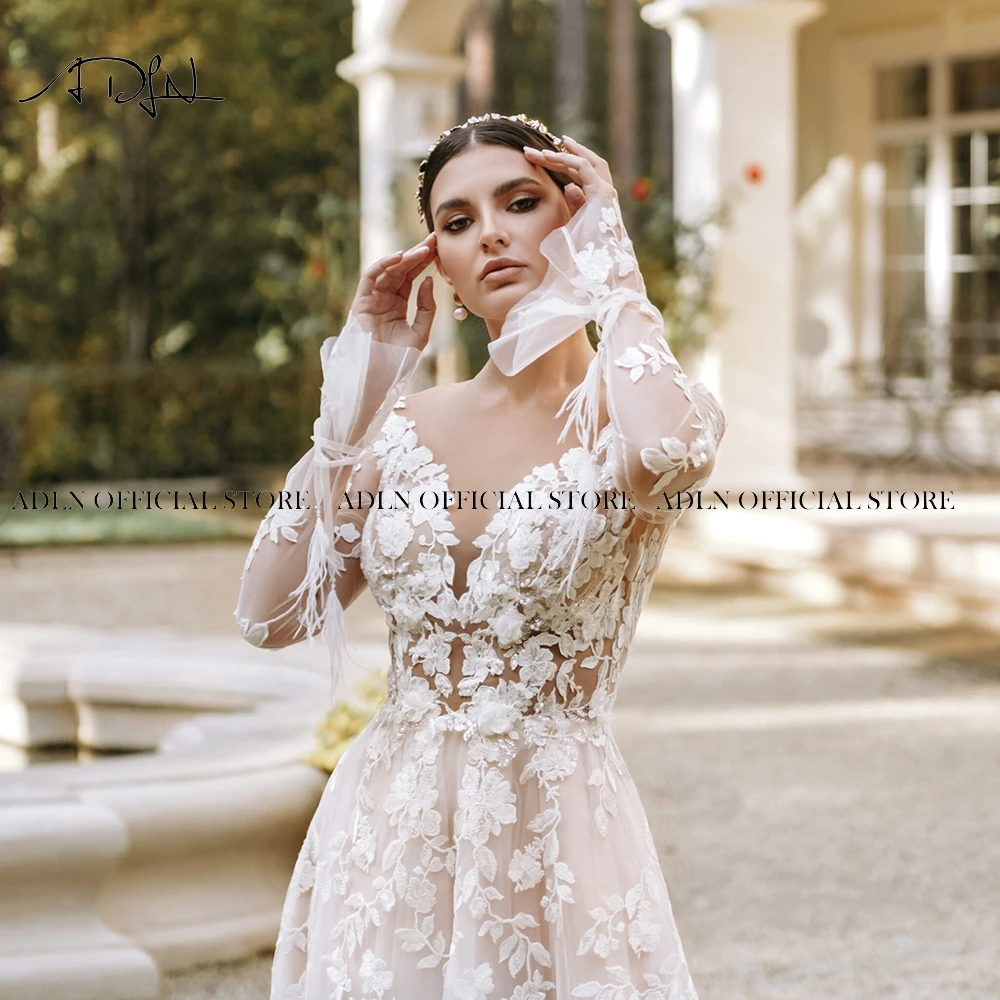 Charming Sheer Neck Lace Wedding Dress High Quality Illusion Bodice Bride Dress Sweep Train A-line Long Sleeves Bridal Gown