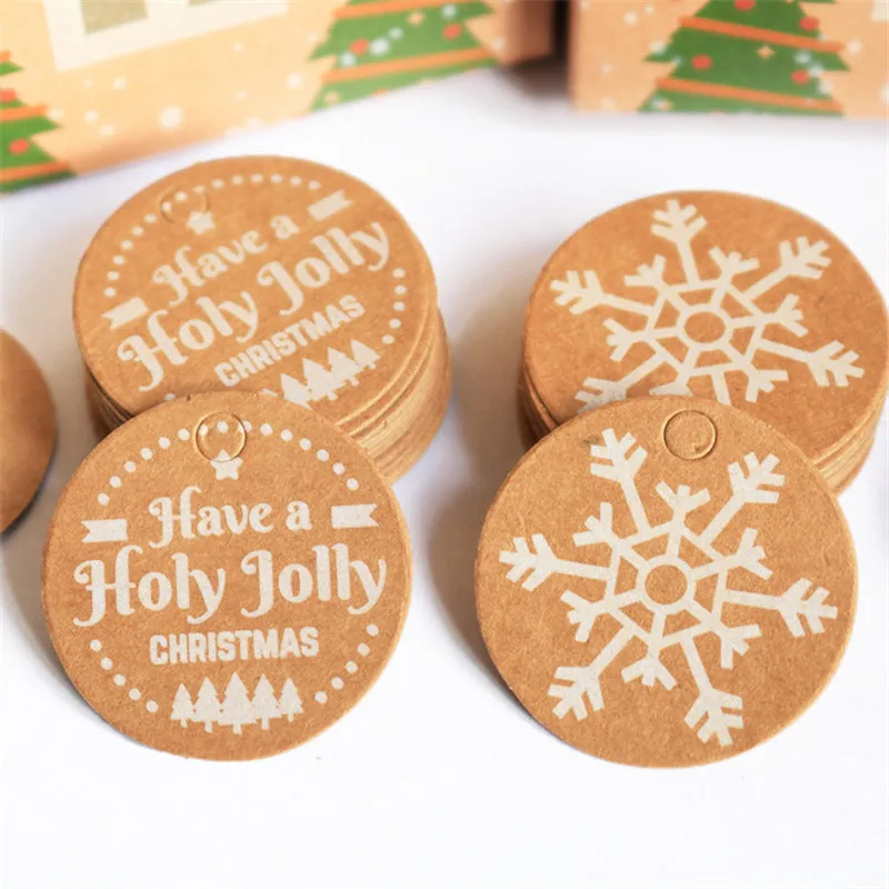 50pcs/lot Christmas Design Kraft Paper Tag Xmas Hang Tag Product Price Label Gift Box Wrapper Garment Tags Xmas Party Supplies