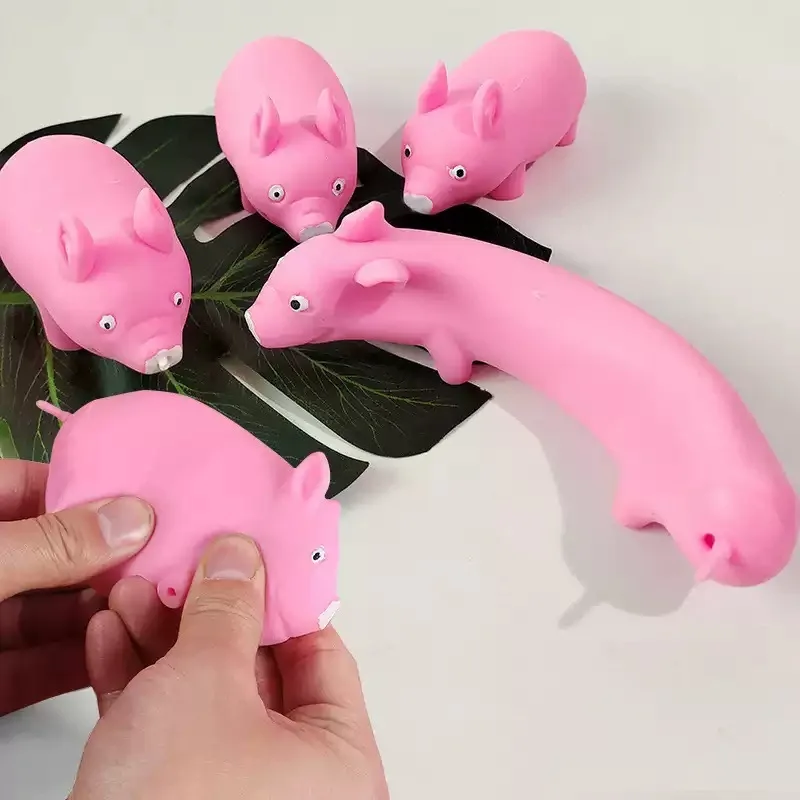 

A lovely pinch and squeeze stress relieving piggy bank clip toy, mouldable venting slow rebound ventilated toy gift