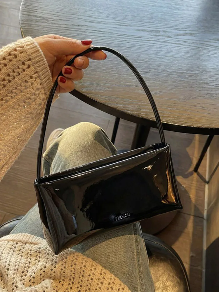 Stylish Burgundy Patent Leather Shoulder Bag Women's French Simple Retro Solid Color Zippers Underarm Bags Exquisite Wedding Bag