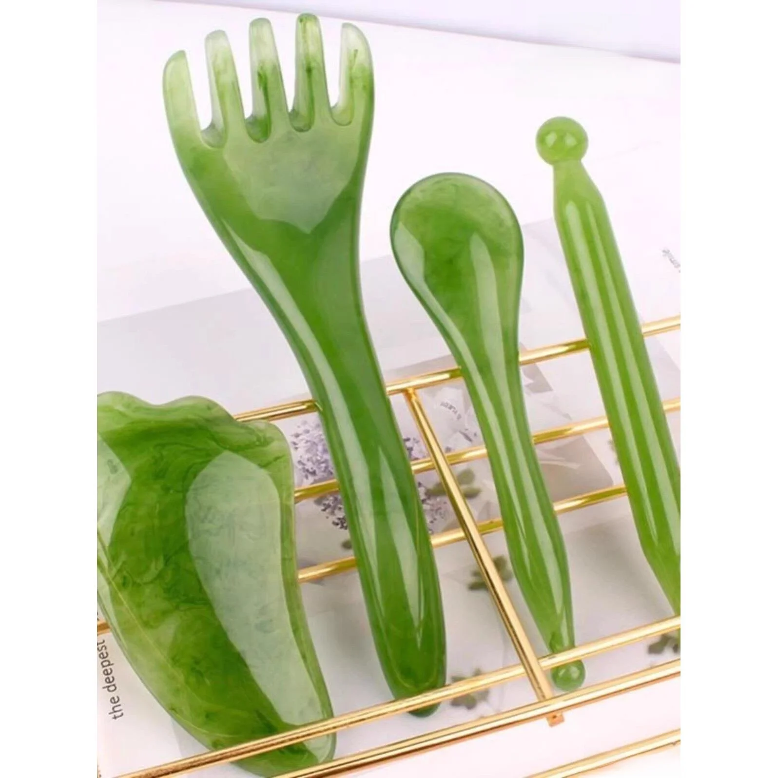 

Массажная расческа для головы с пятью зубцами из бычьего рога | Инструмент для ухода за здоровьем, для массажа и детоксикации головы и меридианов