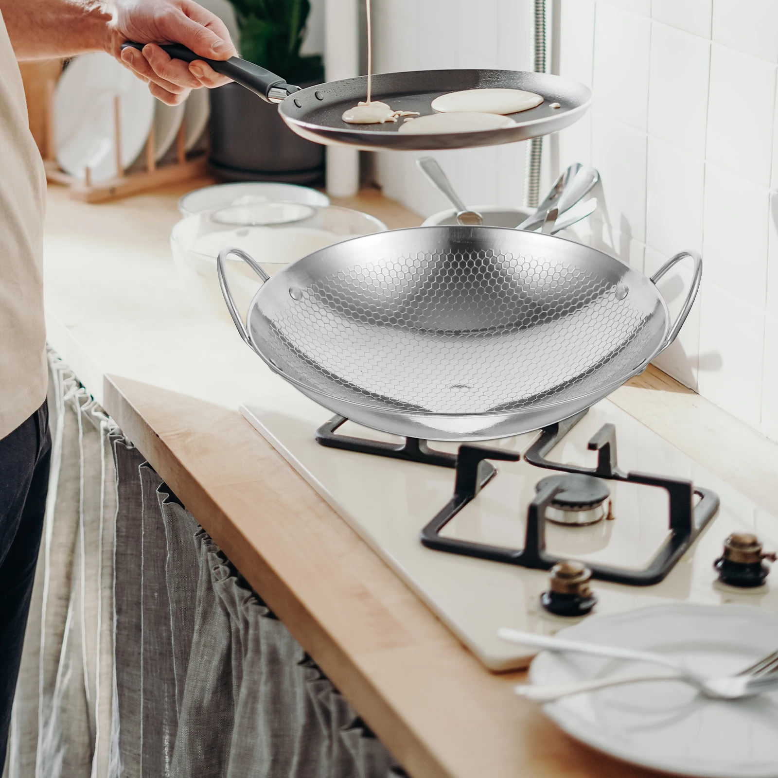 

Stainless Steel Dry Pot Wok 8 Inch Round Bottom Smooth Surface Easy Clean Kitchen Cooking Tool Small Pans Home Restaurant