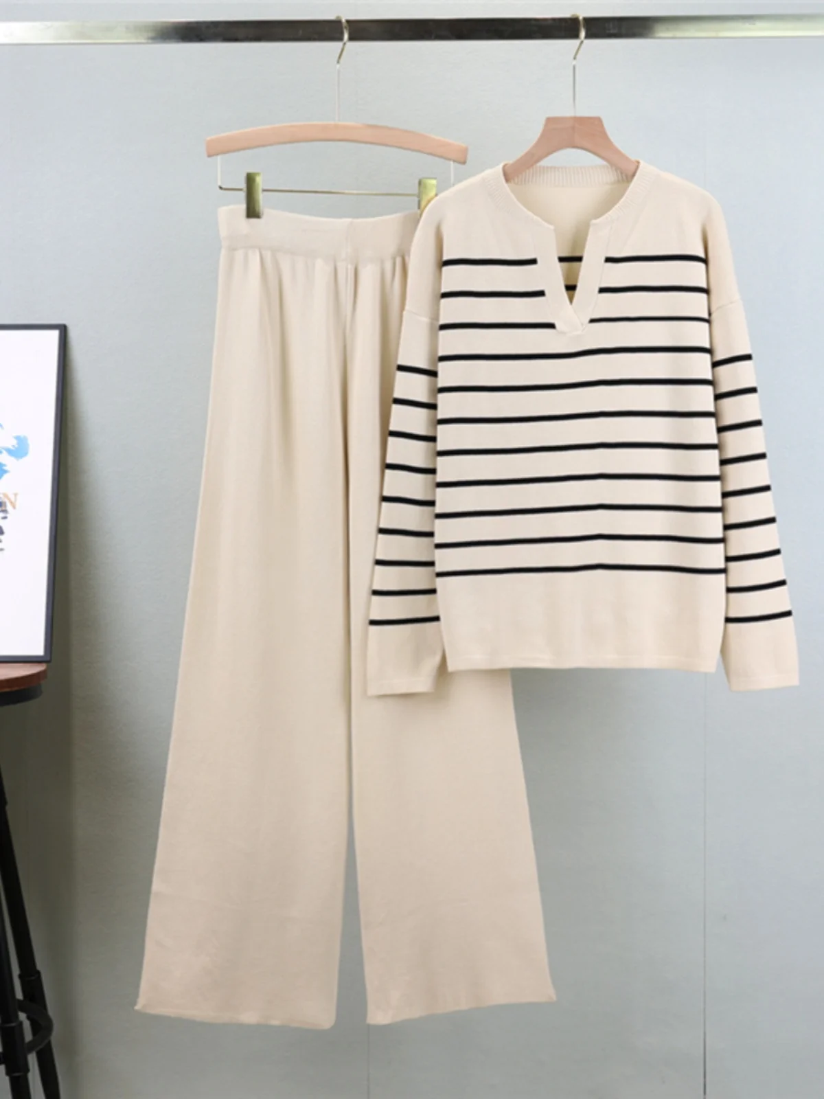 

Модный корейский свободный полосатый вязаный топ и широкие брюки, комплект из двух предметов для женщин, драпированный трикотаж с высокой талией