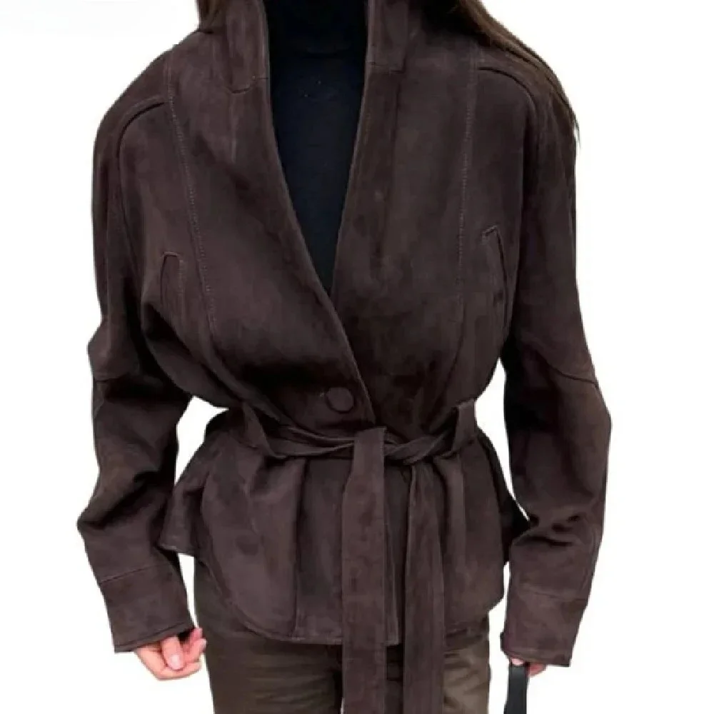 

Новое осеннее женское пальто в стиле Майяра, коричневое пальто с шалевым воротником из искусственной замши, куртка в стиле ретро с галстуком-бабочкой и поясом, однобортная верхняя одежда на пуговицах