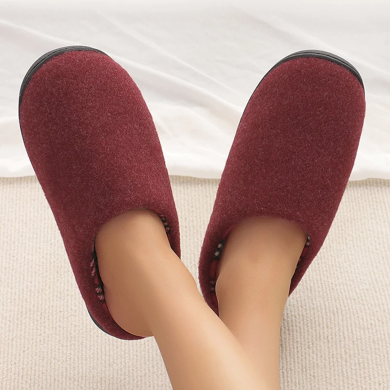 Thick Bottom Indoor Home Plush Slippers Women Winter Warm Closed Toe Cotton Slides Large Size Non-Slip Soft Sole Ladies Shoes