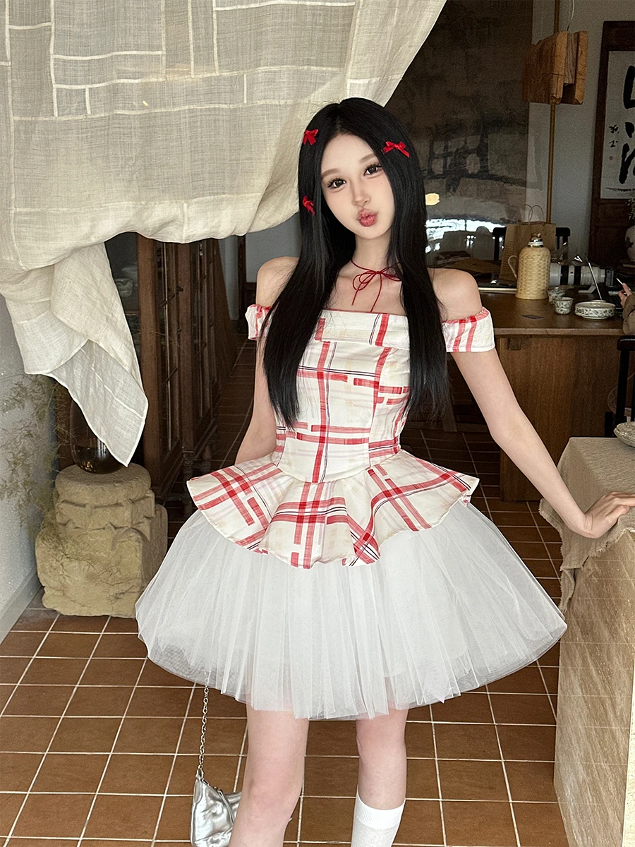 ReddaChic ワンショルダーミニプリンセスドレス女性バレエコアステッチチュールフィットとフレアフリルふわふわチュチュガウンフォーマル服