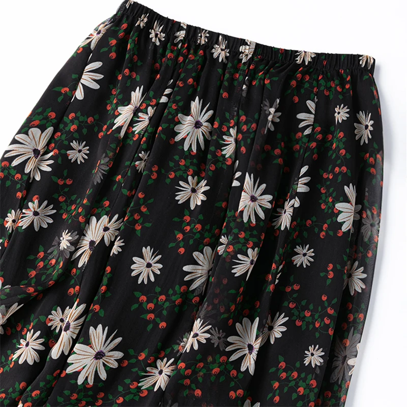 Women Silk Skirt 100% Mulberry Silk Black Floral Printed Long Type Big Hemline Skirt With Lining Summer Beach M1340