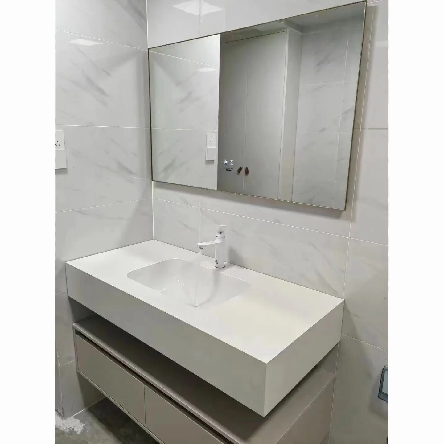 Hotel engineering bathroom cabinet combination rock slab seamless splicing integrated basin