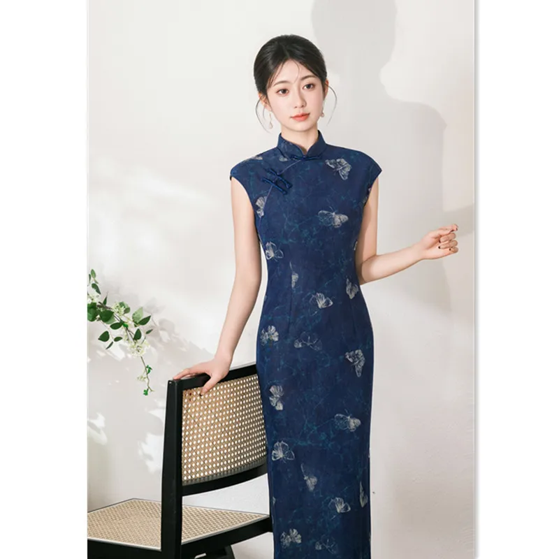 

Новый китайский стиль: безрукавка в гонконгском стиле, улучшенная модель для молодых женщин, элегантная и изысканная, невероятно красивая.