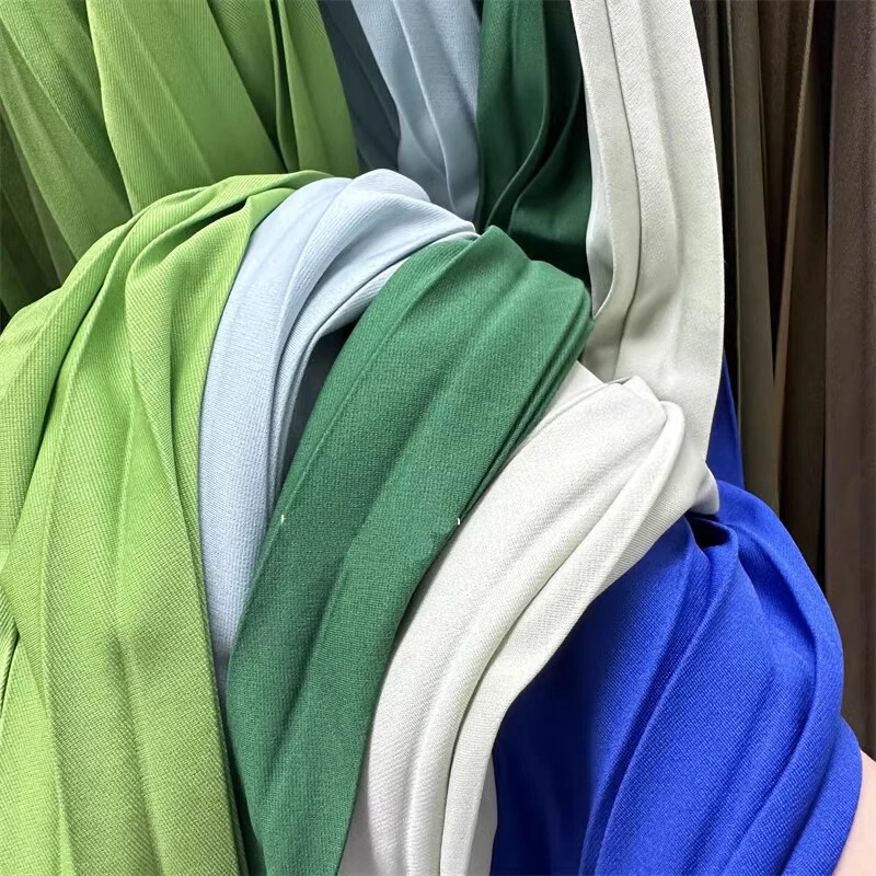 2026 Eleganter Hochtaillierter Plissierter Rock für Damen Mittellanger Midirock Hochwertiger Schwarzer Saia – Detail 15