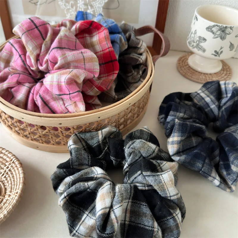 Summer Winter New Design College Style Grid Pattern Elastic Ponytails Hair Rope Simple Fabric  Scrunchie Hair Accessories