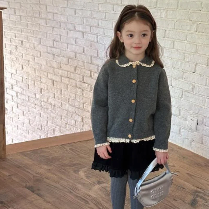 

Sweaters Korean Childrens Clothing 2024 New Autumn Girls Flower Sweater Open Stitch Childrens Fashion Short Skirt Sweet