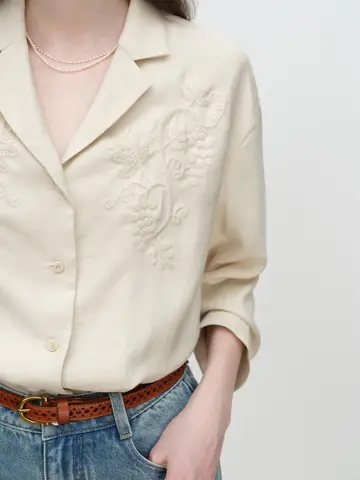 ZIQIAO 쁘띠 사이즈 얇은 올드 머니 스타일 홀리데이 리넨 수 놓은 셔츠 여성 2025 새로운 하이 엔드 기질 셔츠 25ZQ92346