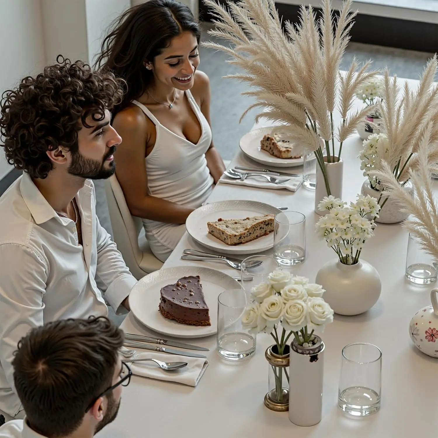 أطقم أواني طعام من البورسلين تتسع لـ 4 أشخاص، طقم أطباق وأطباق منقوشة يدويًا مكونة من 12 قطعة مع سطح من الطين الريفي والخدش R