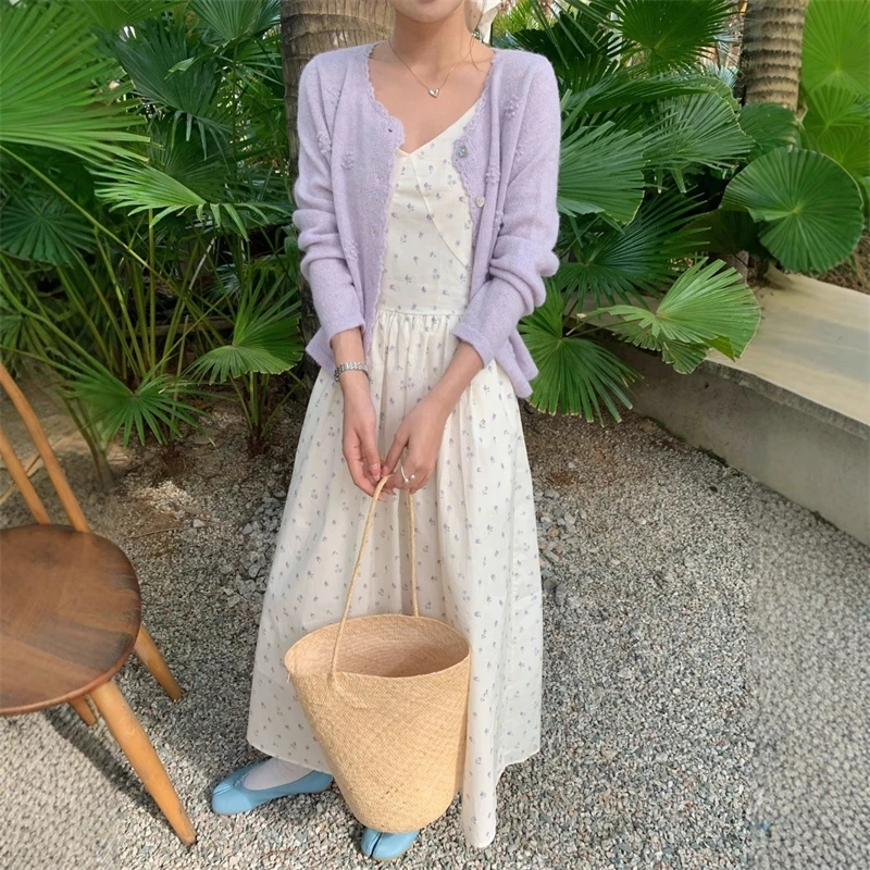 新しい韓国ドレス夏の V ネックスパゲッティストラップ花ドレス女性のためのスウィートガール刺繍 Ropa デ Mujer バックレスドレス