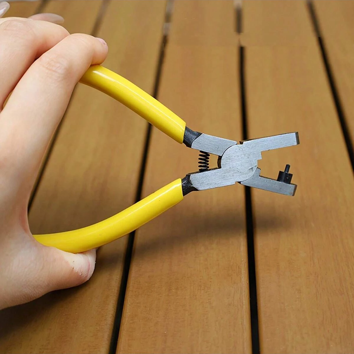 1 Stück gelber universeller Handriemen-Lochstanzer, Lochzange, Werkzeug zum Stanzen von Löchern, für die Herstellung von Uhren und verschiedene DIY-Projekte. – Detail 6