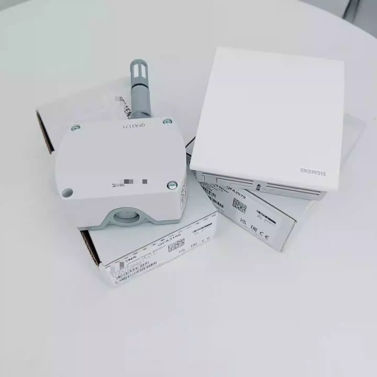 New for indoor temperature and humidity sensor QFA2000 QFA2020 QFA9060 QFA2068 QFA2068D QFA2079 QFA3160 QFA3160D QFA3171 QFA3171
