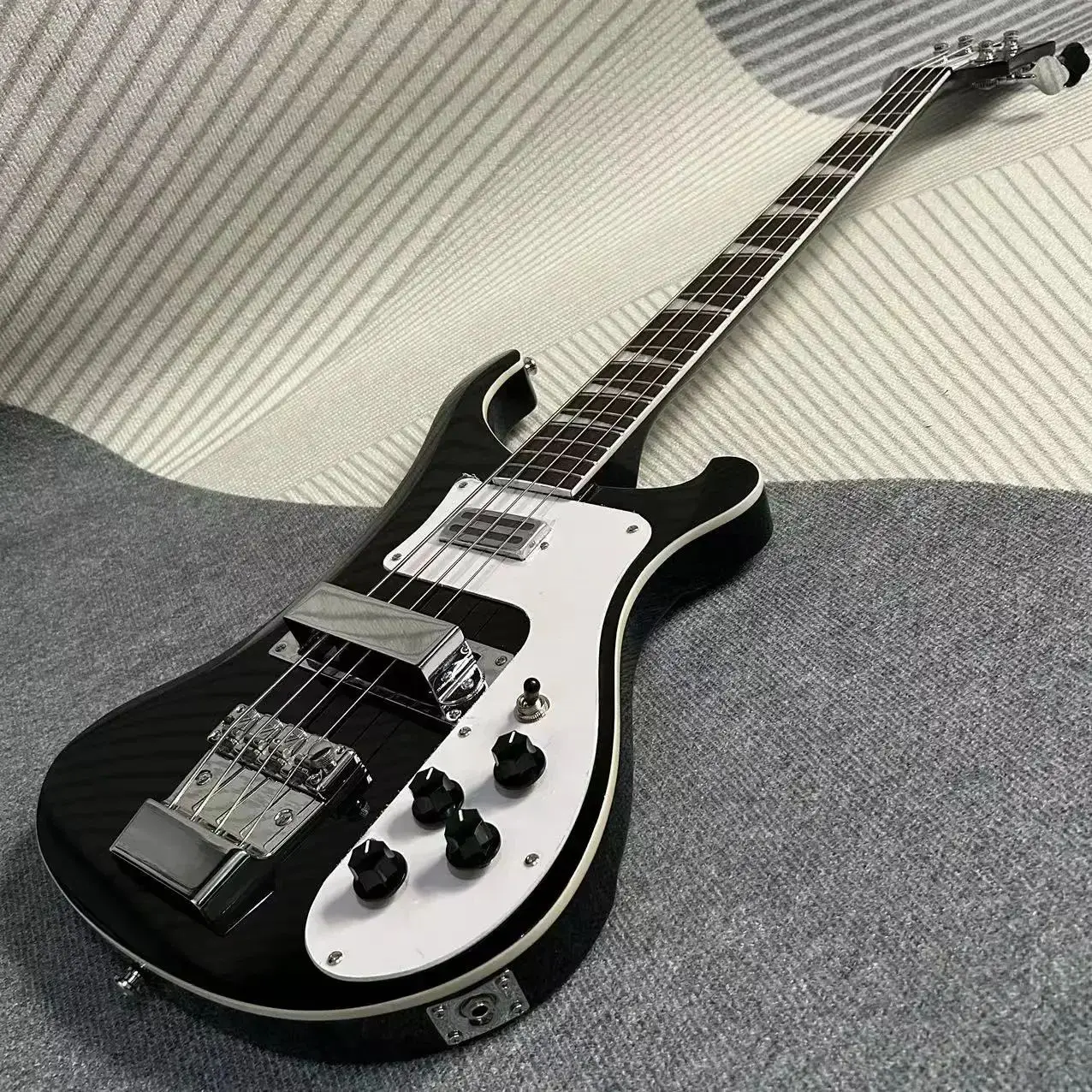 Ric bac 4003 Bass Guitar, Black Color, Basswood Body, Rosewood Fretboard, 4 Strings Guitarra, viol?o,
