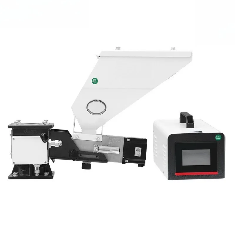 Monochrome plastic metering master machine, metering master mixer