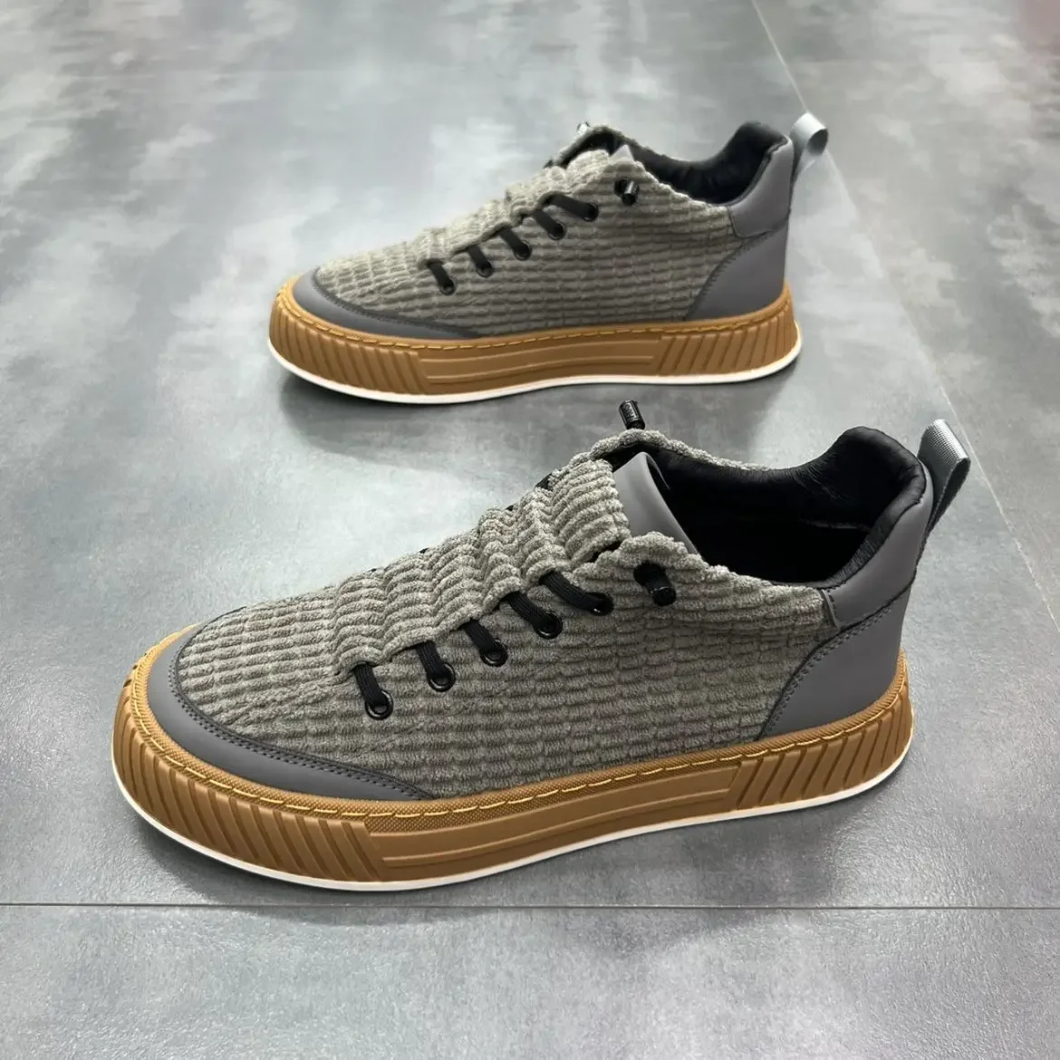 

2024 Autumn New Breathable Men's Trend Simple Casual Fashion Men's Shoes Sneaker