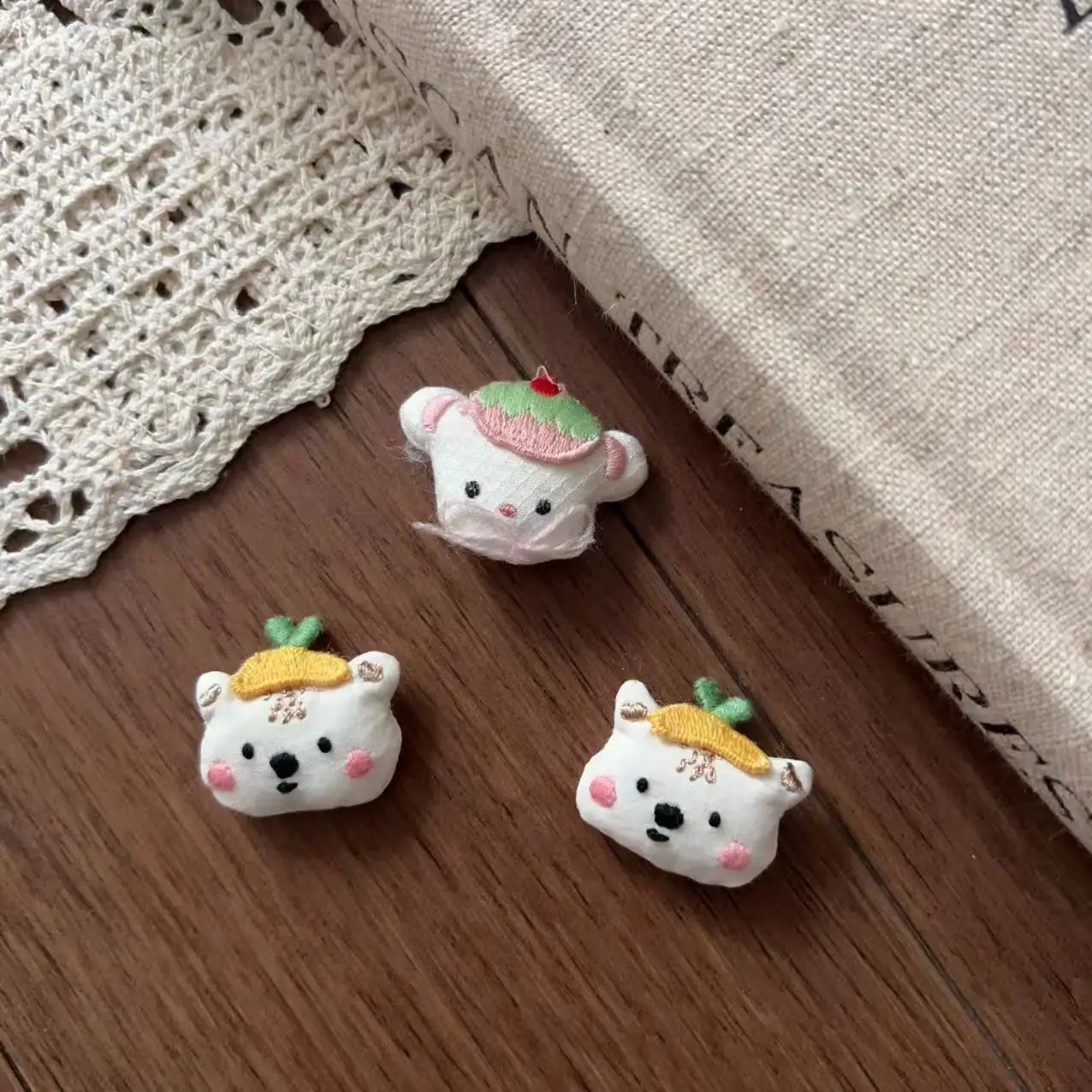 New Stuffed Fabric Cartoon Mini Dog Bear Series Hair Clip Brooch Pin DIY for Shoes Socks Clothing Embellishment Premium Quality