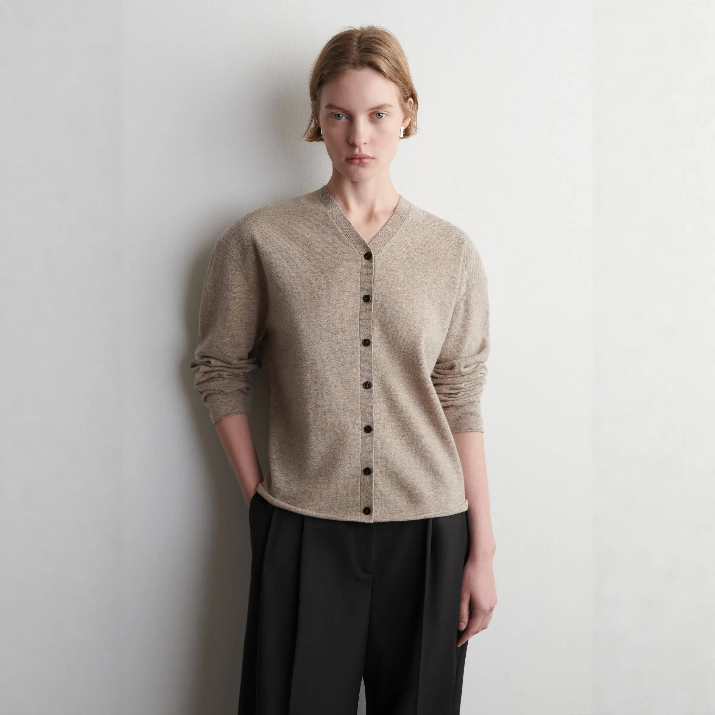 

Ethereal costume 2026 cos mod spring new style of Women's casual fashion Casual style V-neck cardigan